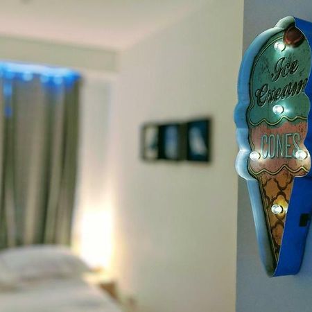 فندق لندنفي  Oyo Lifestyle Wembar المظهر الخارجي الصورة